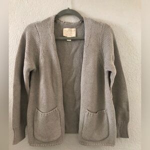 NWOT Evy’s tree Stella Light Grey- size Small
